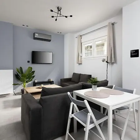 Modern & Comfy Apartment